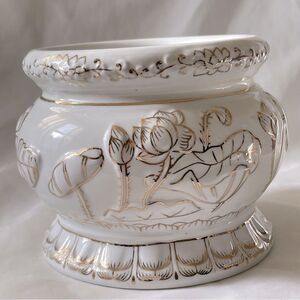 Small White and Gold lotus flower water Lily Ceramic pot planter or for Incense